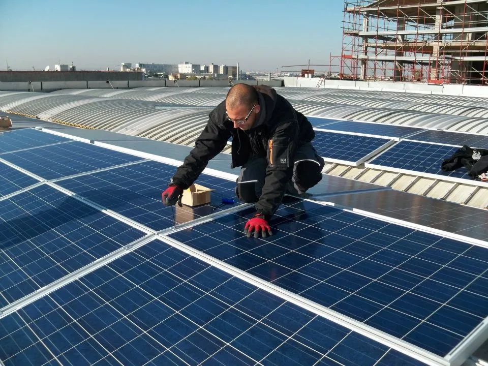 Fotovoltaico vivere off-grid Roma